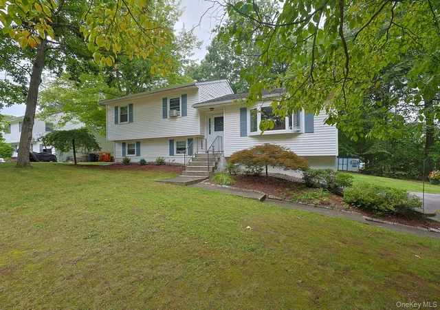 1st image of 26 Rockwood Dr, Newburgh (town), NY 12550 | MLS# 1031414