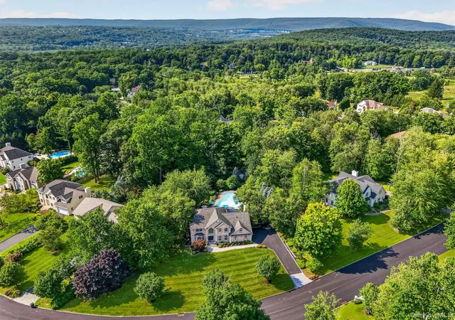 50th image of 44 Greenwich Ave, Woodbury, NY 10917 | MLS# 1031426