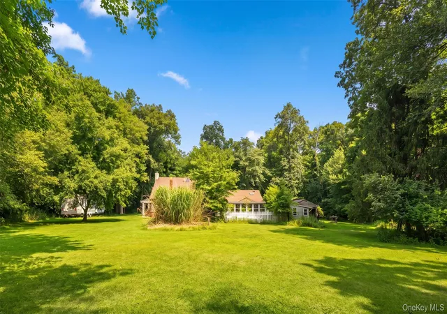 Photo 3 of Single family home for sale at 10 Eagle Dr, Brookhaven, NY 11961 | MLS# 1031432 | Listing updated on 2026-10-05
