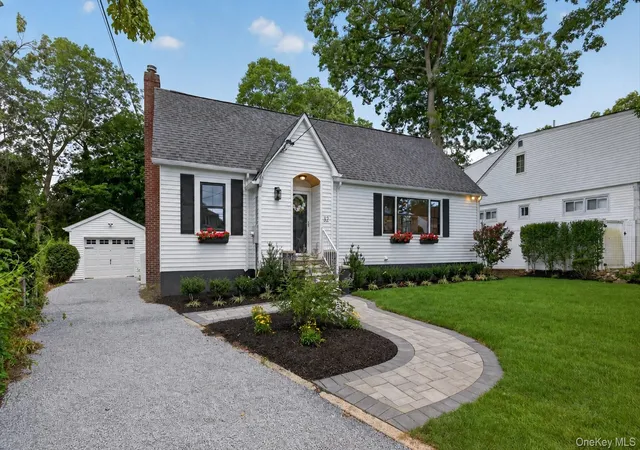 Sale Pending at 32 Horton Dr, Huntington, NY 11746 | MLS# 1031497 | Listing updated on 2026-10-02