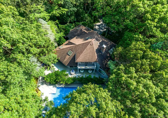 1st image of 16 Joshuas Path, East Hampton, NY 11937 | MLS# 1031499