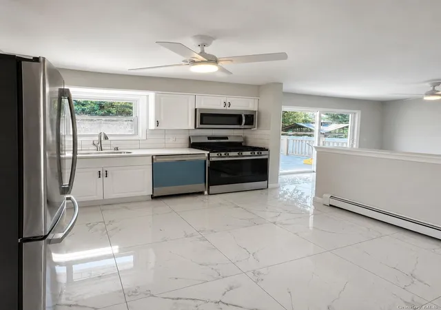 Photo 3 of Sale Pending at 42 Marbourne Rd, Oyster Bay, NY 11714 | MLS# 1031500 | Listing updated on 2026-08-12