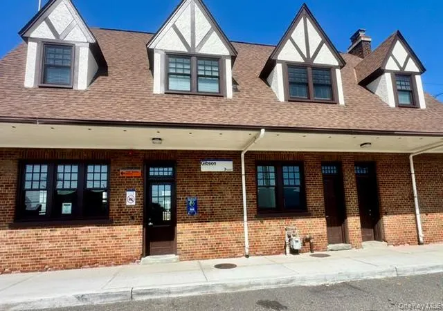 40th image of 79 Amherst Rd, Hempstead, NY 11581 | MLS# 1031501