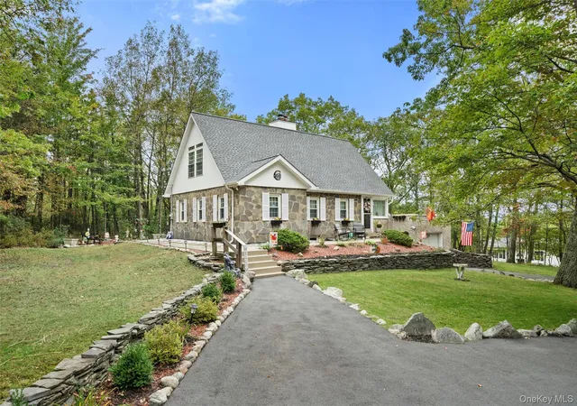2nd image of 17 Nightingale Trl E, Mamakating, NY 12790 | MLS# 1031508