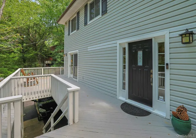 Photo 3 of Single family home for sale at 130 Call Holw Rd, Haverstraw, NY 10970 | MLS# 1031509 | Listing updated on 2026-09-02