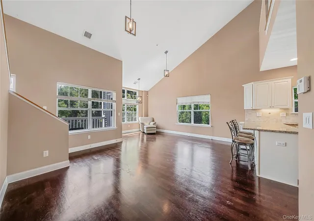 Listing Photo 4 - Condo for sale in building located at 93 Millie Ct, Brookhaven, NY 11772