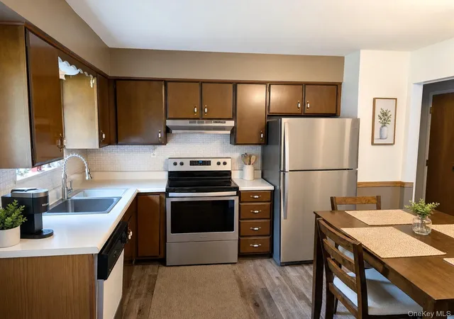 Photo 4 of Single family home for sale at 23 Pike Ct, Monroe, NY 10950 | MLS# 1031523 | Listing updated on 2026-08-01