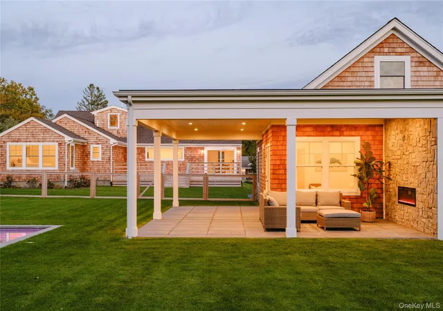 Photo 1 of Single family home for sale at 605 Cedar Dr, Southold, NY 11971 | MLS# 1031524 | Listing updated on 2026-10-08