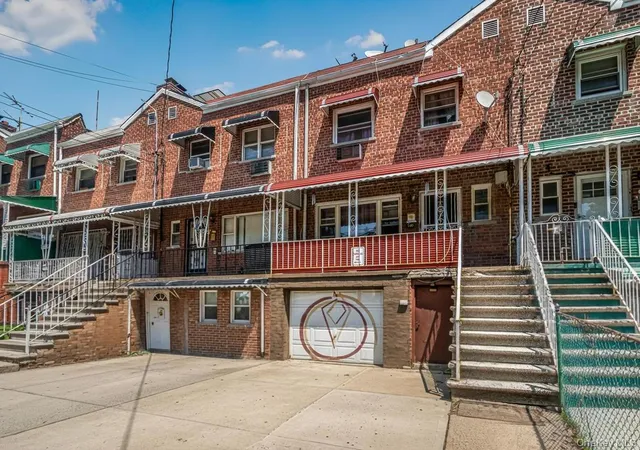 Photo 2 of Single family home for sale at 3410 Gunther Ave, New York, NY 10469 | MLS# 1031535 | Listing updated on 2026-07-29