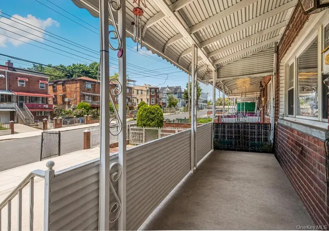 Photo 3 of Single family home for sale at 3410 Gunther Ave, New York, NY 10469 | MLS# 1031535 | Listing updated on 2026-07-29