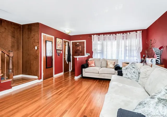 Photo 3 of Single family home for sale at 3410 Gunther Ave, New York, NY 10469 | MLS# 1031535 | Listing updated on 2026-09-22