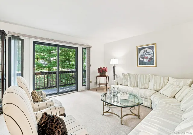Photo 4 of Sale Pending at 45 Jefferson Oval #H, Yorktown, NY 10598 | MLS# 1031552 | Listing updated on 2026-09-25