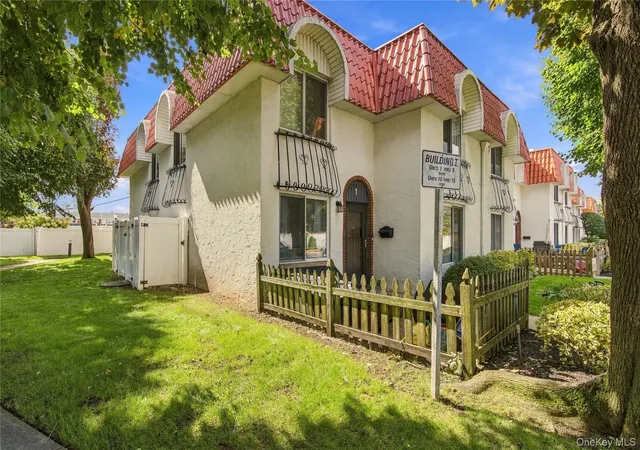 Photo 2 of Condo for sale at 1 Alhambra Dr, Hempstead, NY 11572 | MLS# 1031587 | Listing updated on 2026-10-03
