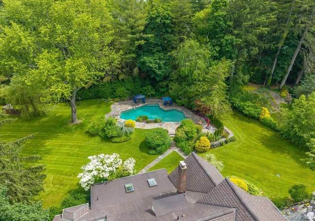 Photo 40 of Sale Pending at 535 Woodlands Rd, Harrison, NY 10528 | MLS# 1031600 | Listing updated on 2026-10-17
