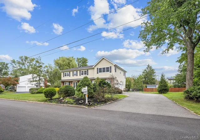 40th image of 16 Yale Dr, Clarkstown, NY 10956 | MLS# 1031617