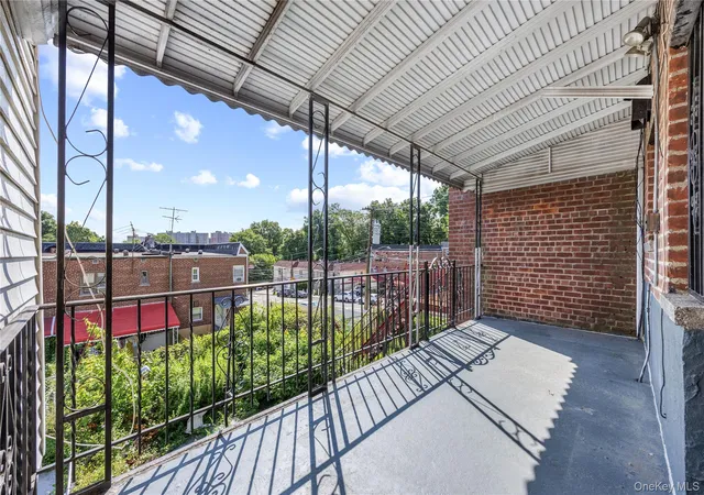 Photo 2 of Single family home for sale at 3302 Tiemann Ave, New York, NY 10469 | MLS# 1031618 | Listing updated on 2026-08-17