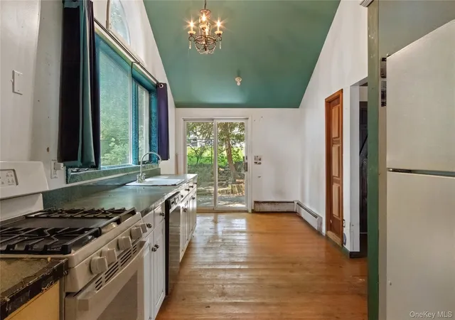 Photo 4 of Sale Pending at 59 Jolliffe Ave, Clarkstown, NY 10920 | MLS# 1031630 | Listing updated on 2026-09-26