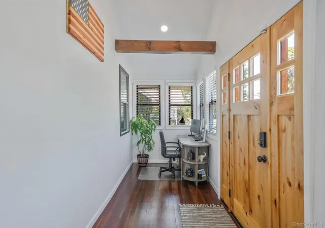 Photo 4 of Single family home for sale at 10 Bayview Ave, Islip, NY 11730 | MLS# 1031635 | Listing updated on 2026-10-01