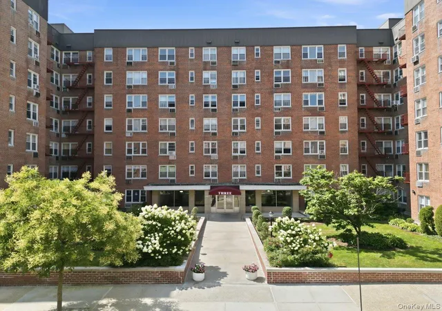 Listing Photo 1 - Condo for sale in building located at 3 Sadore Ln, Yonkers, NY 10701 - Unit #7P