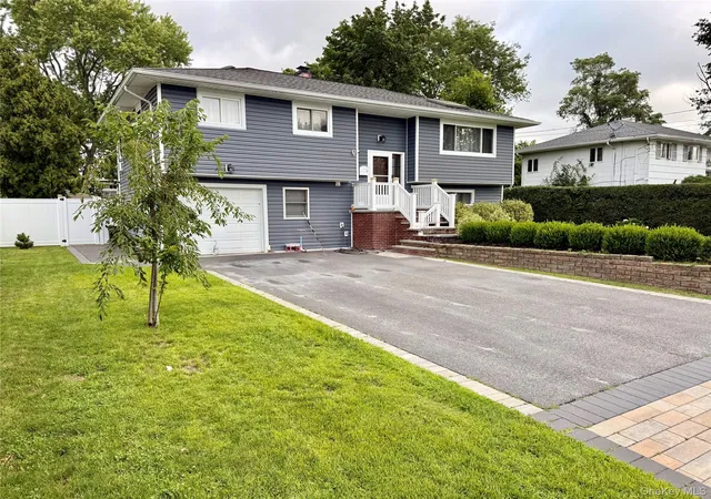 Photo 1 of Sale Pending at 199 W Orange St, Islip, NY 11717 | MLS# 1031654 | Listing updated on 2026-09-01