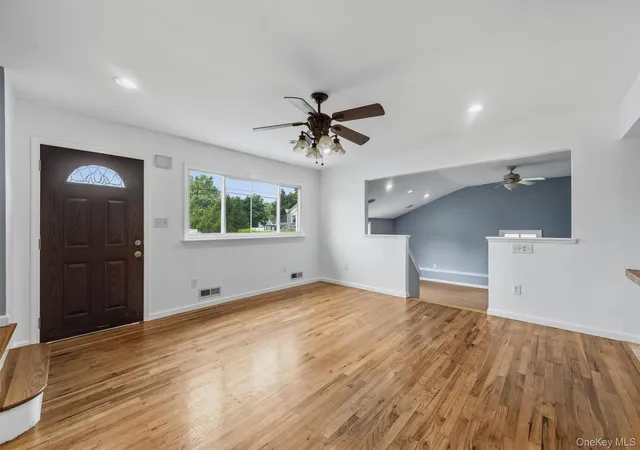 Photo 4 of Sale Pending at 14 Robyn Dr, Monroe, NY 10950 | MLS# 1031673 | Listing updated on 2026-08-21