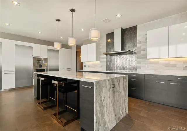 Photo 4 of Condo for sale at 5 Renaissance Sq #PH40C, White Plains, NY 10601 | MLS# 1031678 | Listing updated on 2026-08-05