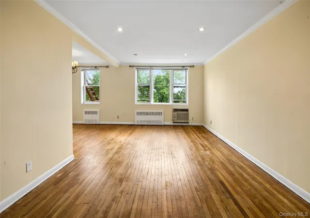 Photo 2 of Sale Pending at 3 Sadore Ln #7T, Yonkers, NY 10710 | MLS# 1031712 | Listing updated on 2026-09-04