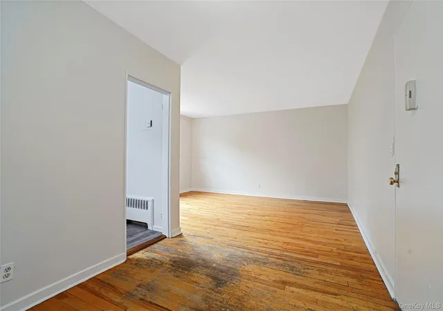 Listing Photo 4 - Condo for sale in building located at 7 Winchester Ave, Yonkers, NY 10701 - Unit #2A