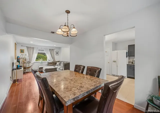 Photo 3 of Sale Pending at 5 Harriet Ln, Clarkstown, NY 10956 | MLS# 1031729 | Listing updated on 2026-08-13