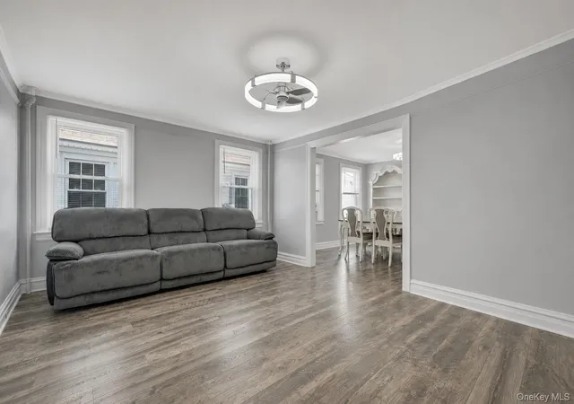 Photo 4 of Sale Pending at 1736 Parkview Ave, New York, NY 10461 | MLS# 1031745 | Listing updated on 2026-09-21