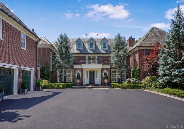 Photo 1 of Mansion for sale at 18 Gwynne Rd, Huntington, NY 11747 | MLS# 1031747 | Listing updated on 2026-07-30
