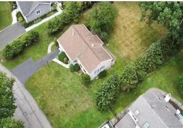 Photo 42 of Sale Pending at 4 Jill Dr, Clarkstown, NY 10994 | MLS# 1031776 | Listing updated on 2026-08-27
