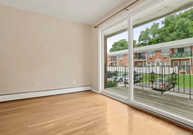 Listing Photo 5 - Condo for sale in building located at 8 Colonial Rd, Beacon, NY 12508 - Unit #36