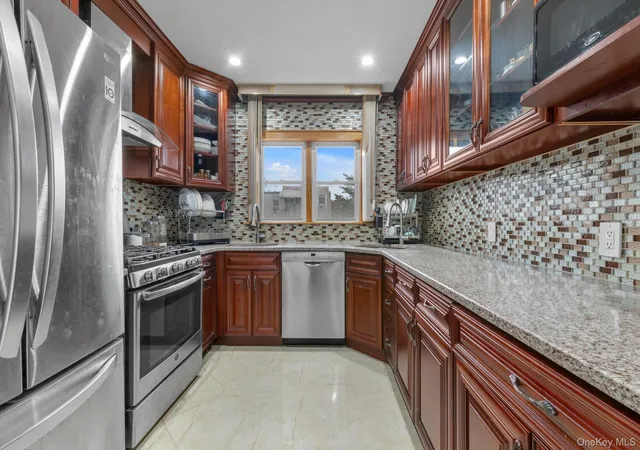 Photo 4 of Sale Pending at 147-71 Hoover Ave, New York, NY 11435 | MLS# 1031787 | Listing updated on 2026-08-23