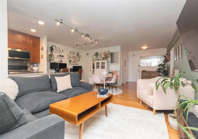 Photo 1 of Sale Pending at 12 Westchester Ave #2J, White Plains, NY 10601 | MLS# 1031789 | Listing updated on 2026-09-04