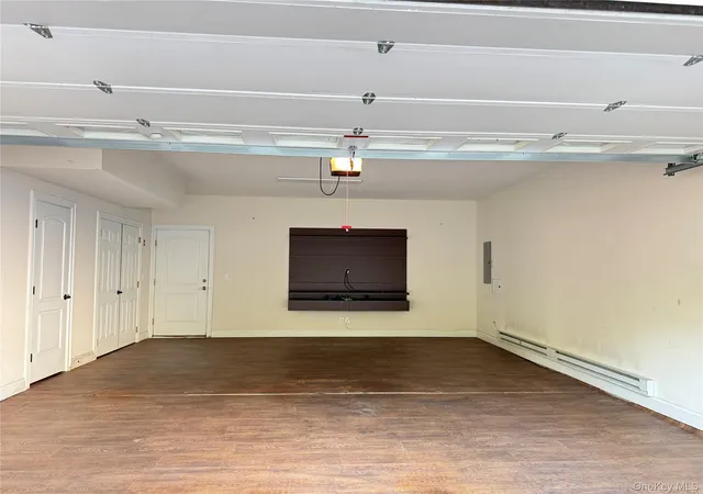 16th image of 318 Cross St #2, North Hempstead, NY 11590 | MLS# 1031798