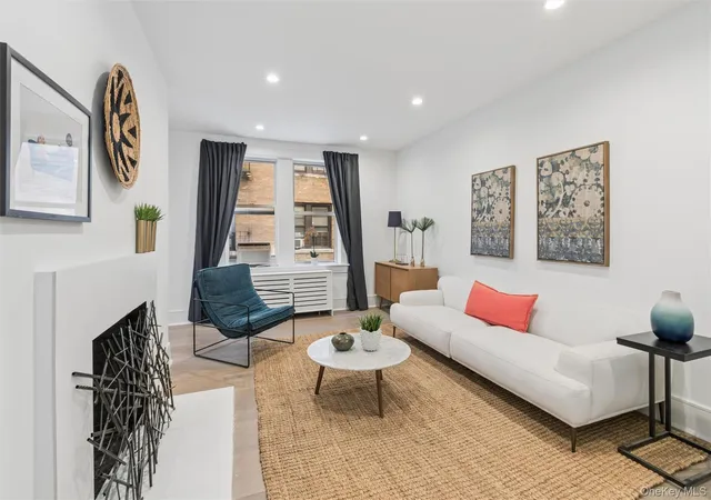 Photo 4 of Condo for sale at 148-09 Northern Blvd #1D, New York, NY 11355 | MLS# 1031808 | Listing updated on 2026-09-30