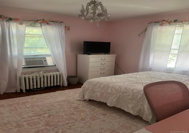 Photo 13 of Sale Pending at 689 Stanton Ave, Hempstead, NY 11510 | MLS# 1031815 | Listing updated on 2026-08-30