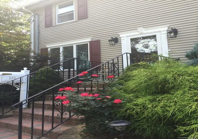 Photo 2 of Sale Pending at 689 Stanton Ave, Hempstead, NY 11510 | MLS# 1031815 | Listing updated on 2026-08-30