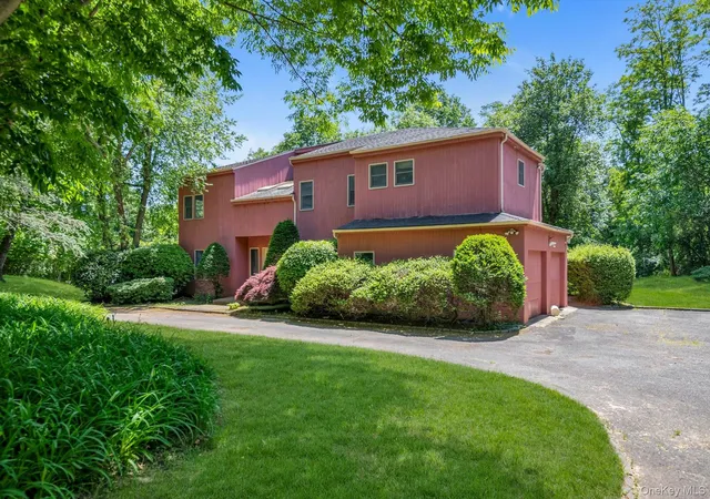 Photo 2 of Sale Pending at 244 Store Hl Rd, Oyster Bay, NY 11568 | MLS# 1031838 | Listing updated on 2026-08-21