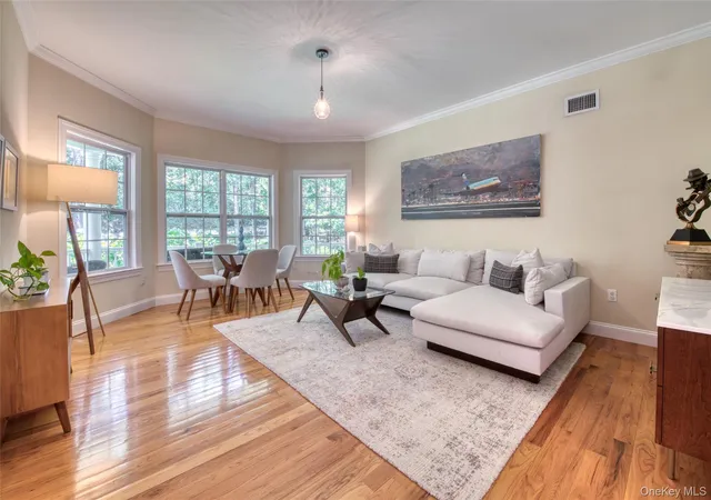 Photo 3 of Single family home for sale at 143 Malloy Dr, Southampton, NY 11942 | MLS# 1031875 | Listing updated on 2026-09-27