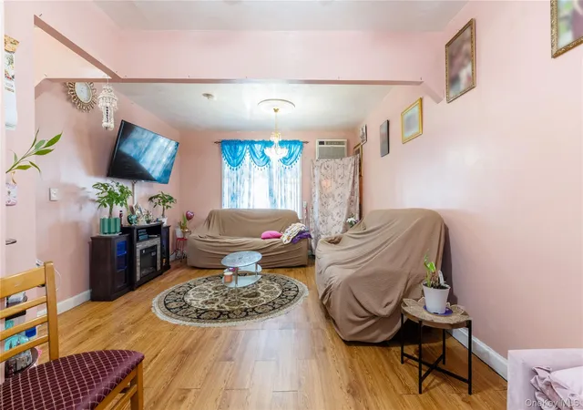 Photo 4 of Single family home for sale at 8804 209th Street, New York, NY 11427 | MLS# 1031883 | Listing updated on 2026-08-18