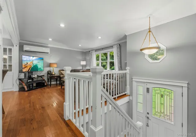 Photo 4 of Sale Pending at 2 Netherwood Dr, Pleasant Valley, NY 12578 | MLS# 1031888 | Listing updated on 2026-10-04