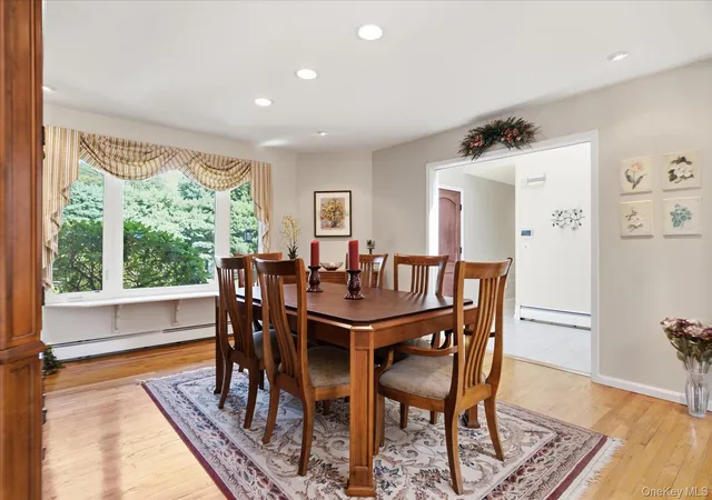 Photo 3 of Sale Pending at 14 Paddock Dr, Huntington, NY 11768 | MLS# 1031907 | Listing updated on 2026-08-12