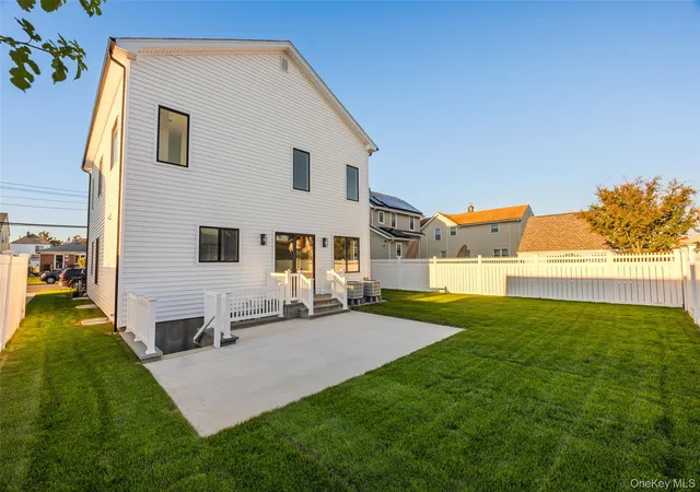 Photo 3 of Single family home for sale at 43 Westbury Ave, North Hempstead, NY 11501 | MLS# 1031927 | Listing updated on 2026-10-11