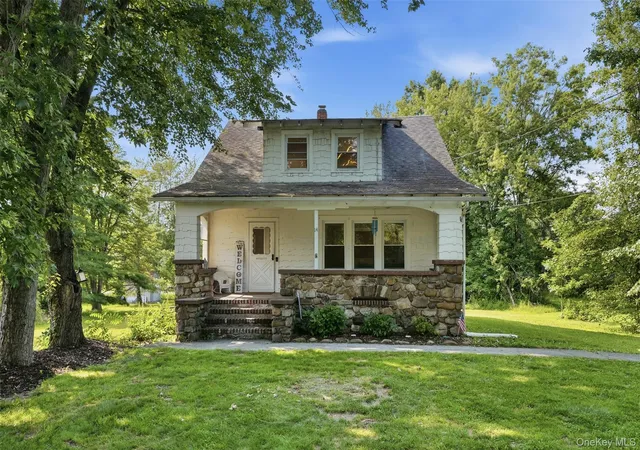 Photo 1 of Single family home for sale at 14 Mohin Park, Wawayanda, NY 10958 | MLS# 1031928 | Listing updated on 2026-10-04