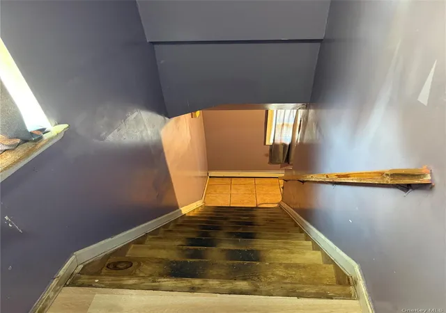Photo 3 of Single family home for sale at 801 E 215th Street, New York, NY 10467 | MLS# 1031933 | Listing updated on 2026-07-31