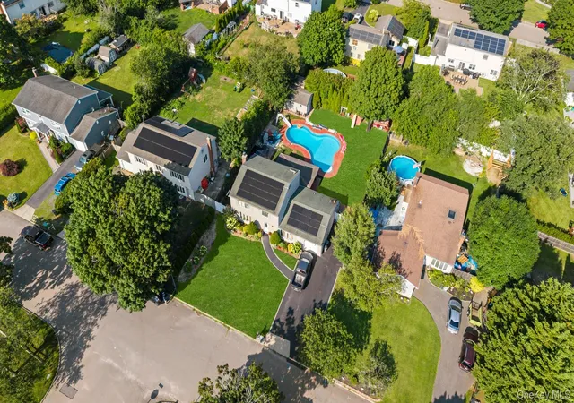 Photo 2 of Single family home for sale at 7 Sprat St, Brookhaven, NY 11763 | MLS# 1031946 | Listing updated on 2026-08-02