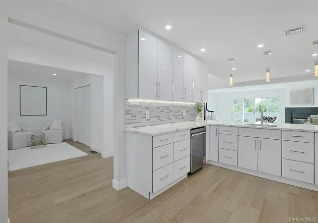2nd image of 100 Brook Hills Cir #28B, White Plains, NY 10605 | MLS# 1031949