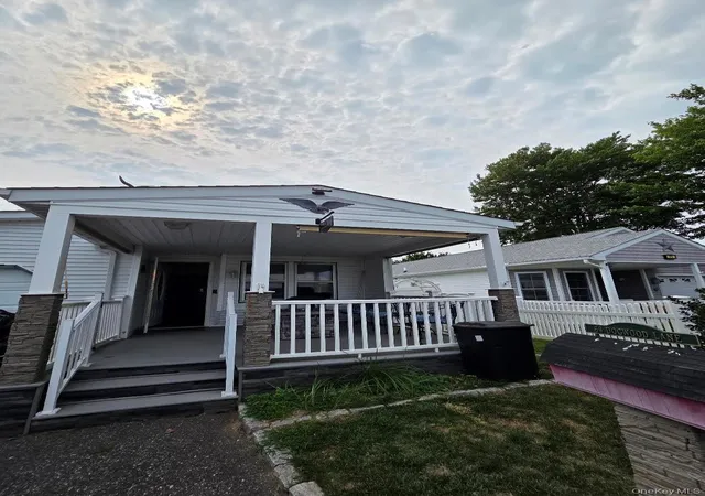 Photo 1 of Condo for sale at 69 Dogwood Ln, Brookhaven, NY 11949 | MLS# 1031960 | Listing updated on 2026-07-29